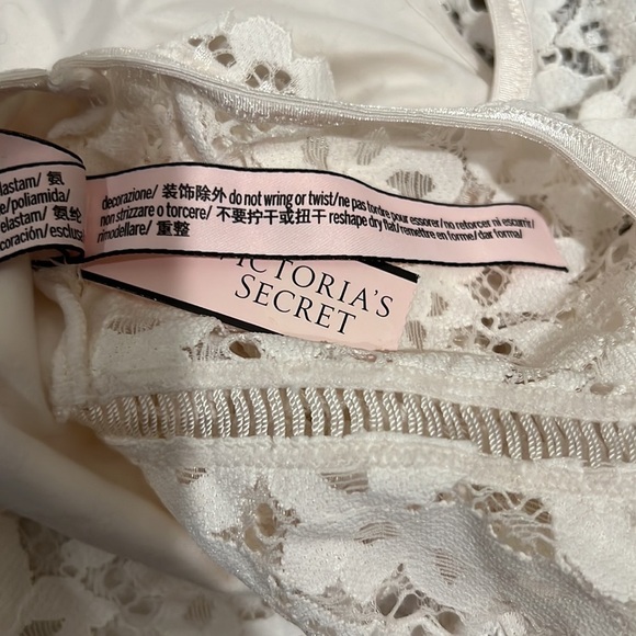VS Body by Victoria’s Secret Bralette - Picture 6 of 6